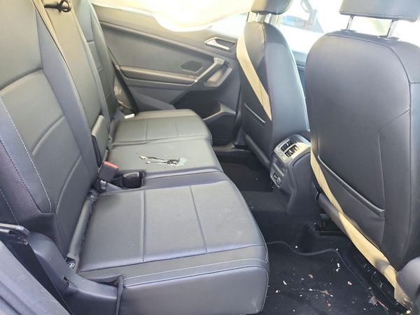2018 VOLKSWAGEN TIGUAN SE, 4Motion SEL — PSRS