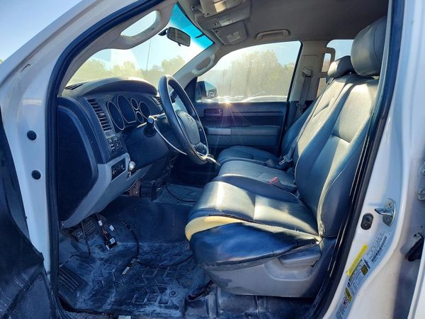 2012 TOYOTA TUNDRA SR5 — DENT