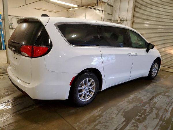 2025 CHRYSLER VOYAGER LX — PSRA