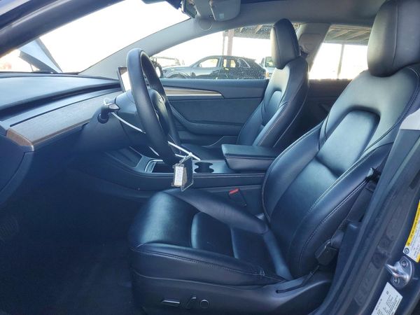 2022 TESLA MODEL 3 — DENT