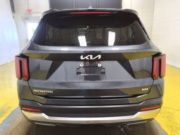 2024 KIA SORENTO S — DIRR