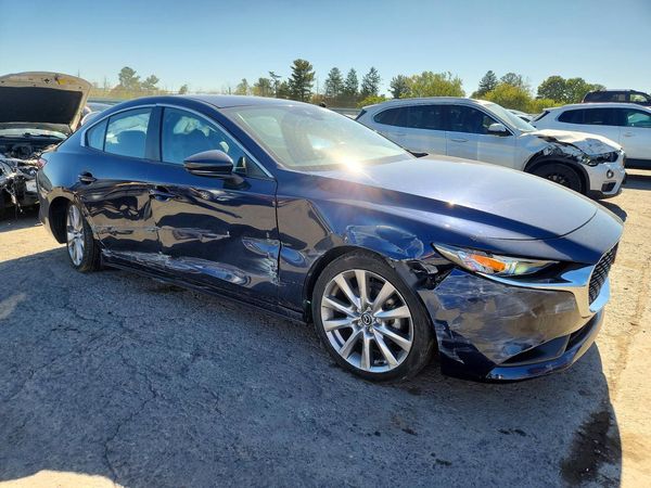 2020 MAZDA 3 — Passenger 3/4
