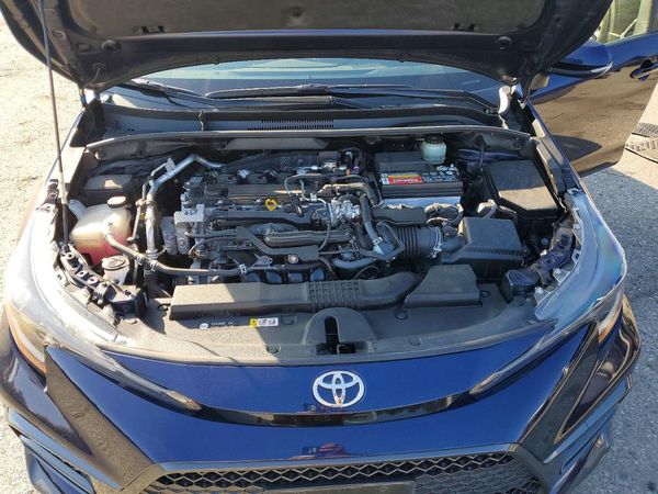 2020 TOYOTA COROLLA XSE — Engine bay