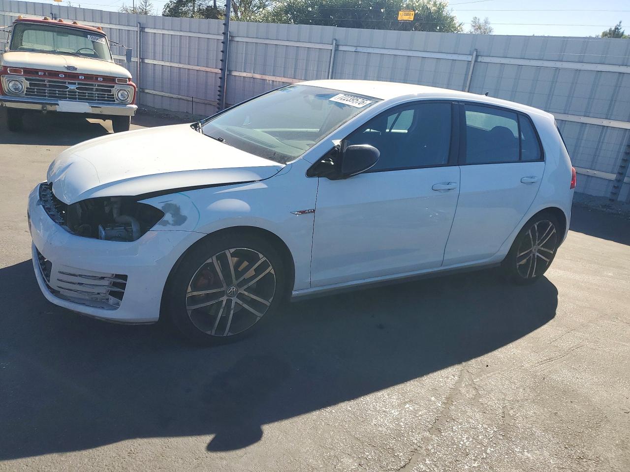 2017 VOLKSWAGEN GTI S, Sport, SE, Autobahn — Front 3/4