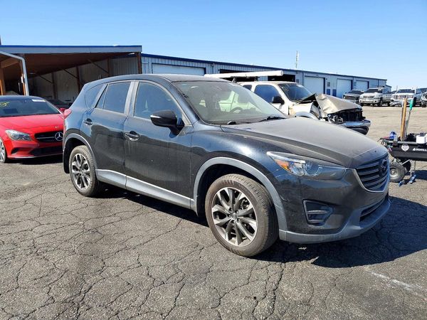 2016 MAZDA CX-5 Grand Touring/GT — Passenger 3/4