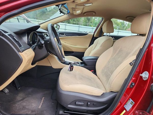 2013 HYUNDAI SONATA GLS/ GLS Popular — DENT
