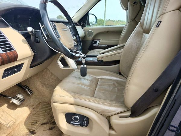 2016 LAND ROVER RANGEROVER Autobiography — DENT