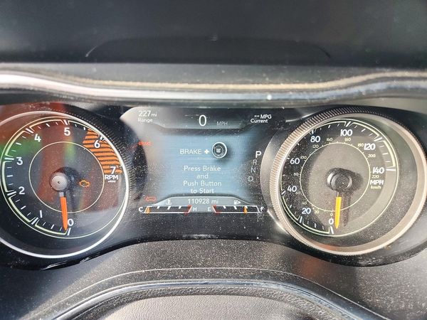 2019 JEEP CHEROKEE Limited — ODOM