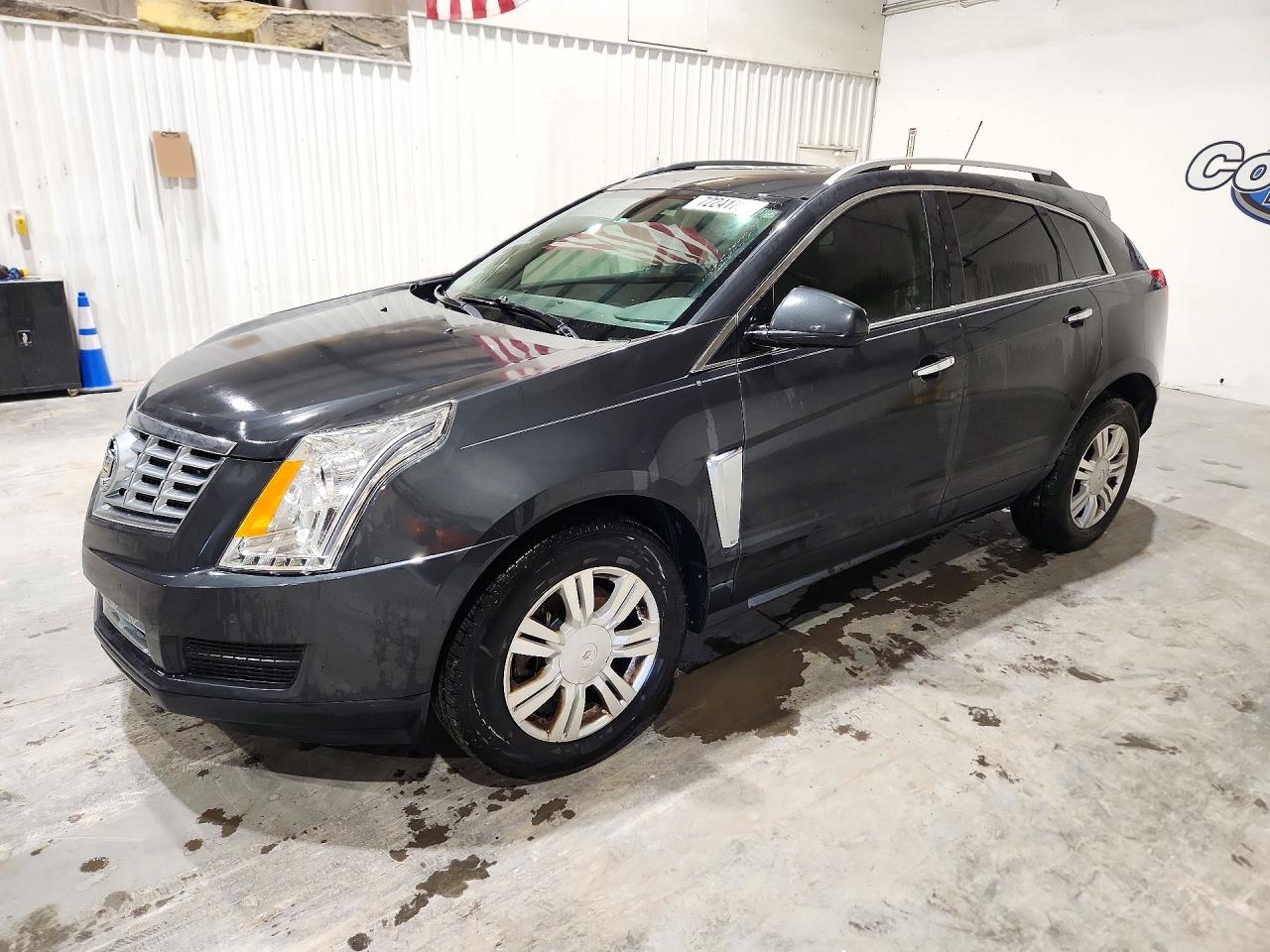 2015 CADILLAC SRX Luxury — Front 3/4