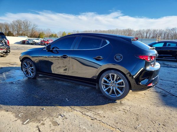 2019 MAZDA 3
