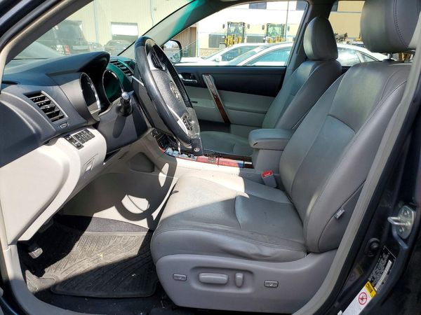 2013 TOYOTA HIGHLANDER Base/Hybrid — DENT