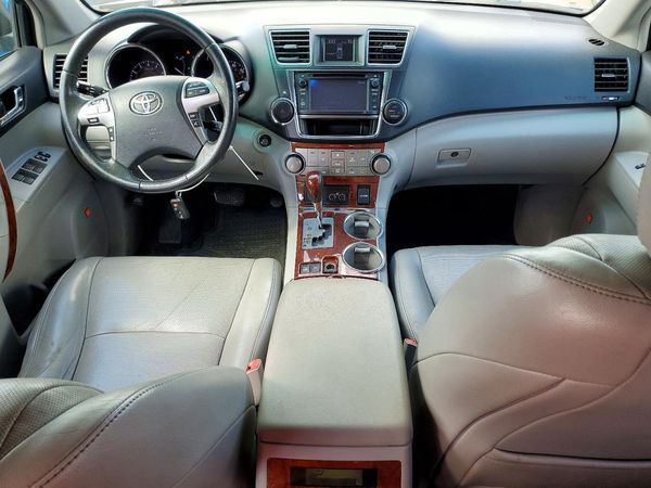2013 TOYOTA HIGHLANDER Base/Hybrid — CKPT