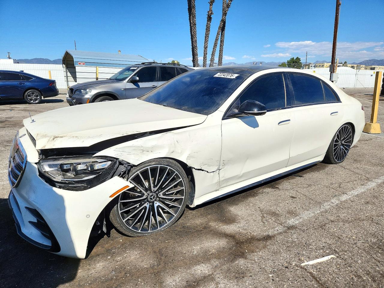2023 MERCEDES-BENZ S — Front 3/4