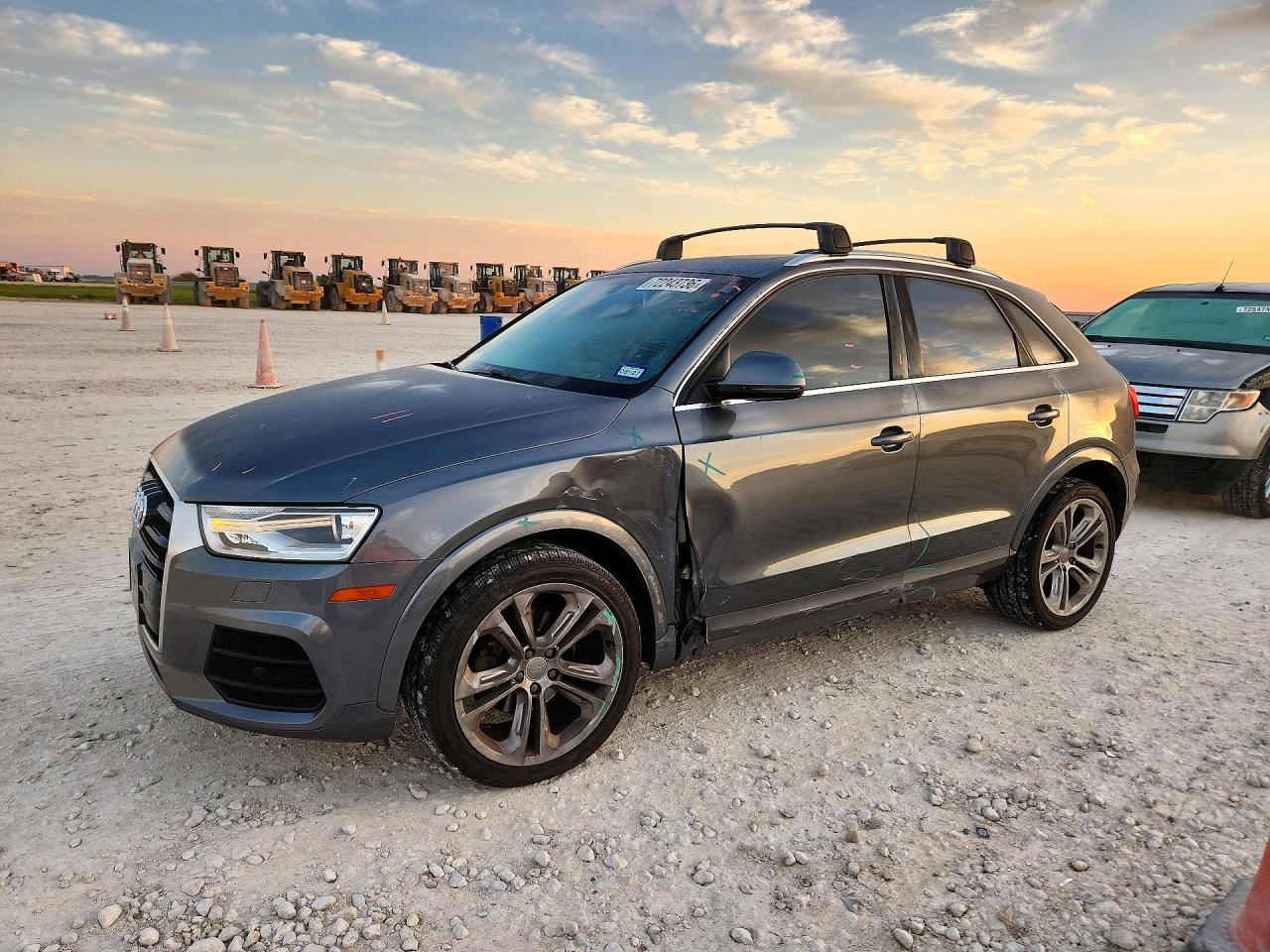 2017 AUDI Q3 Premium Plus — Front 3/4