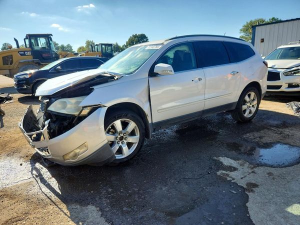 2016 CHEVROLET TRAVERSE LTZ — Front 3/4