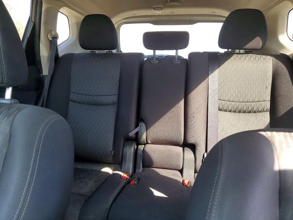 2018 NISSAN ROGUE — SUVN