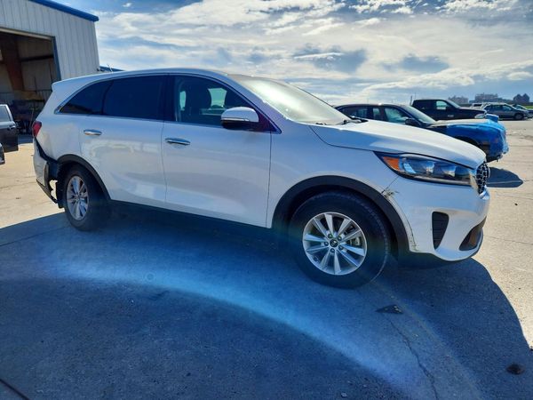 2019 KIA SORENTO L, LX, S — Passenger 3/4