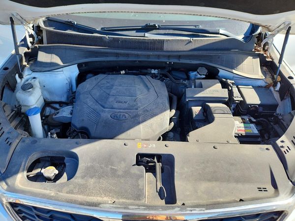 2019 KIA SORENTO L, LX, S — Engine bay