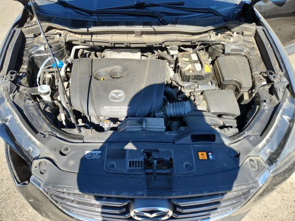 2016 MAZDA CX-5 Grand Touring/GT — Engine bay