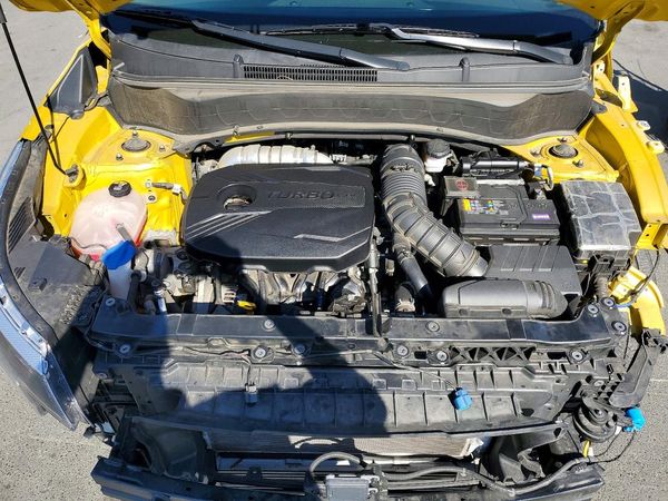 2022 KIA SELTOS SX, SX Sunroof Pkg — Engine bay