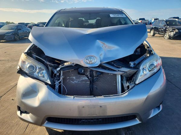 2013 TOYOTA SIENNA — DIRF