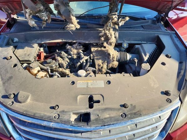 2016 CHEVROLET TRAVERSE 1LT — Engine bay