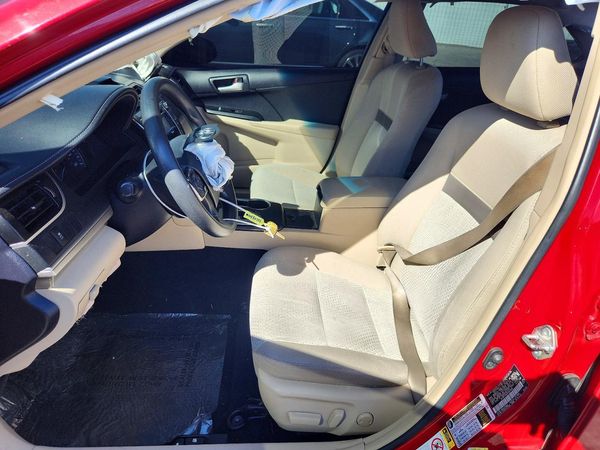 2014 TOYOTA CAMRY — DENT