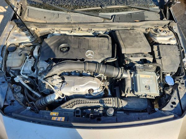 2020 MERCEDES-BENZ CLA CLA250 — Engine bay