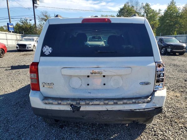 2015 JEEP PATRIOT Latitude — DIRR