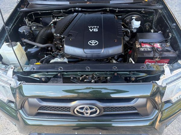 2012 TOYOTA TACOMA