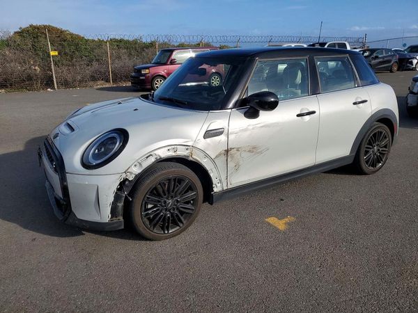 2022 MINI COOPER