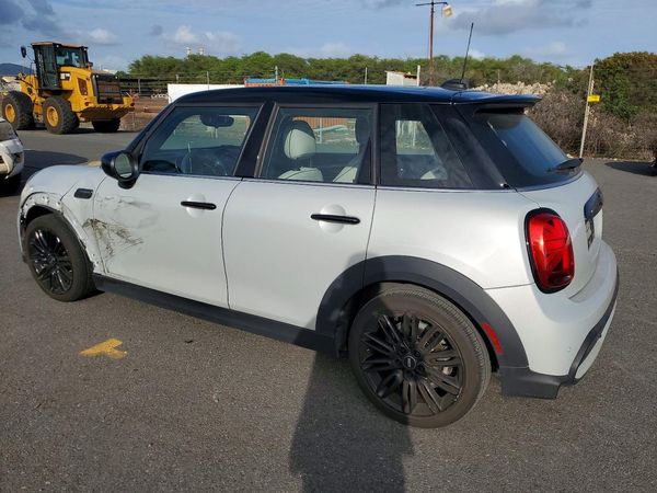 2022 MINI COOPER