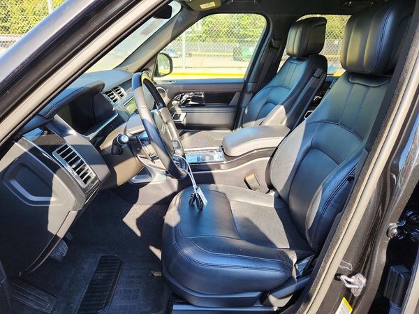 2020 LAND ROVER RANGE ROVER HSE — DENT
