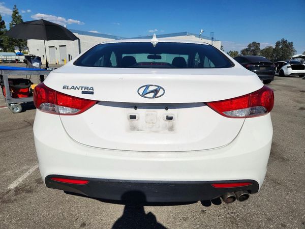 2013 HYUNDAI ELANTRA — DIRR