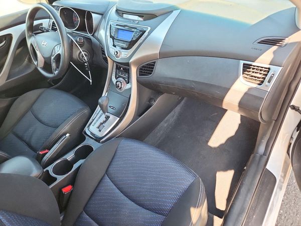 2013 HYUNDAI ELANTRA — CKPT