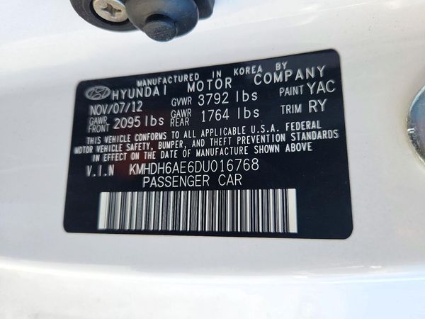 2013 HYUNDAI ELANTRA — VINS