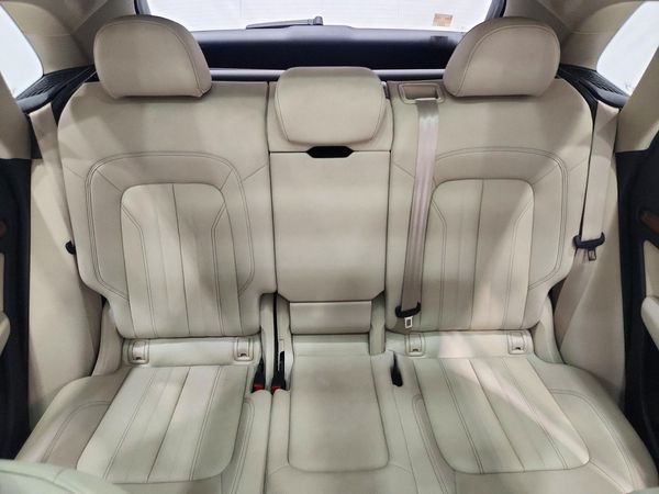 2021 AUDI Q5 quattro Premium — SUVN