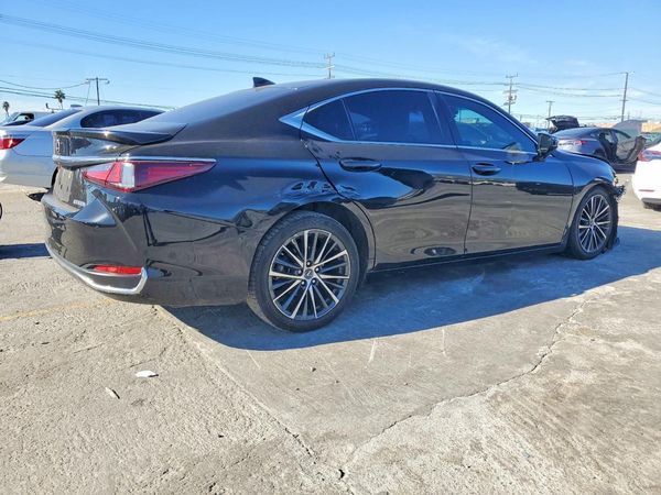 2024 LEXUS ES