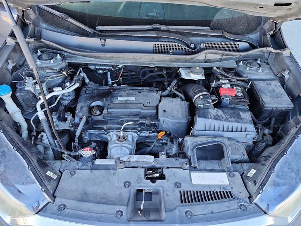 2017 HONDA CRV LX — Engine bay