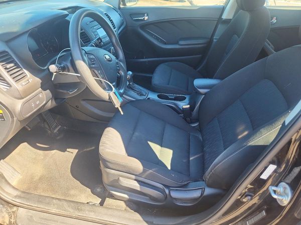 2016 KIA FORTE GL (Middle-Low Grade) — DENT