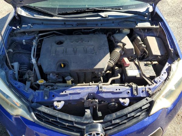 2015 TOYOTA COROLLA L/LE — Engine bay