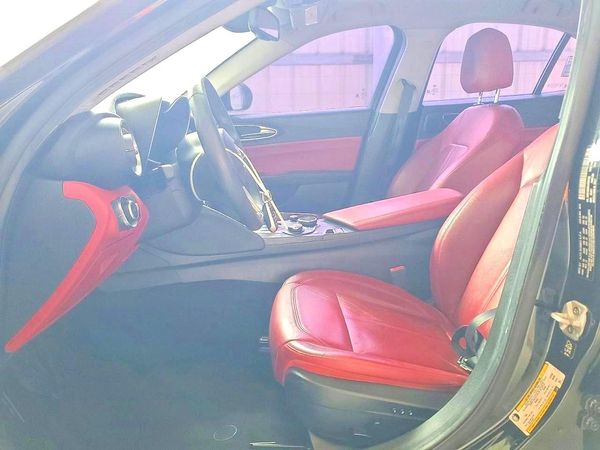 2018 ALFA ROMEO GIULIA — DENT