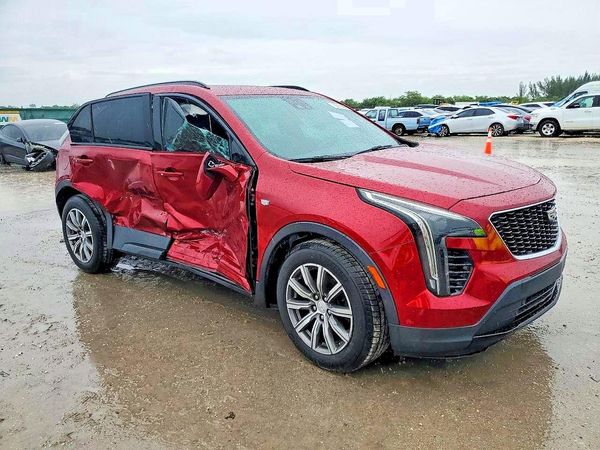 2019 CADILLAC XT4 — Passenger 3/4