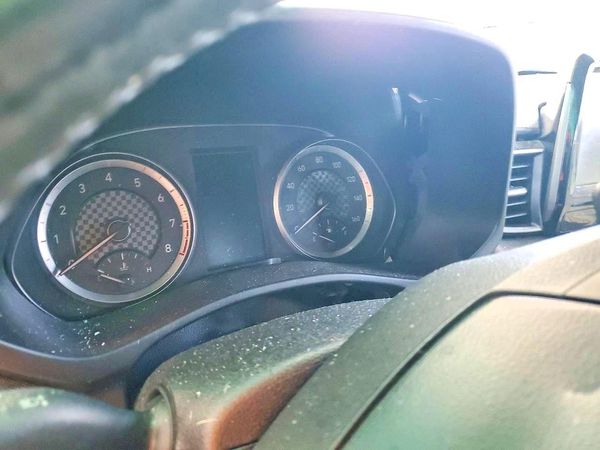 2020 HYUNDAI VELOSTER 2.0L and 2.0L Premium — ODOM