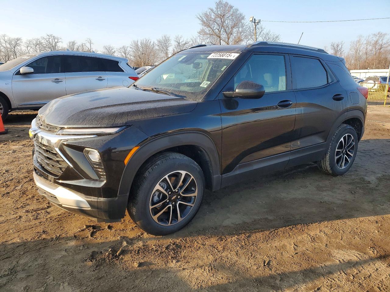 2025 CHEVROLET TRAILBLZR LT — Front 3/4