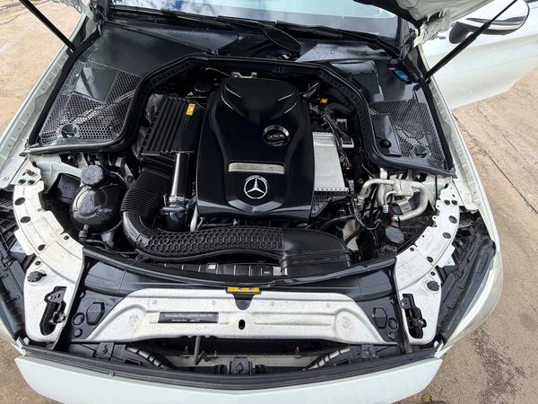 2017 MERCEDES-BENZ C C300