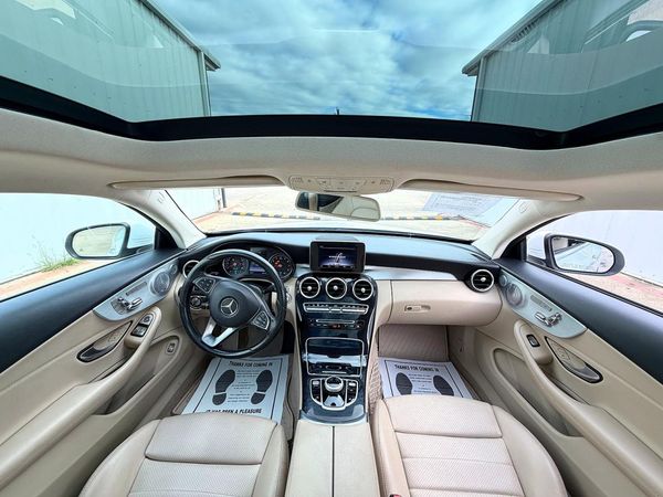 2017 MERCEDES-BENZ C C300