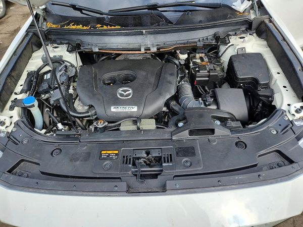 2018 MAZDA CX-9 Sport — Engine bay