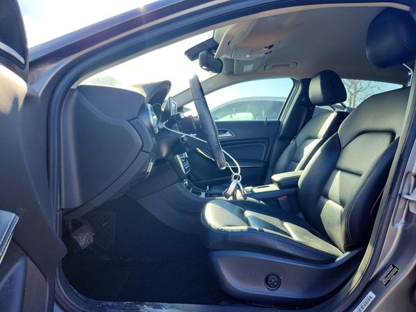 2015 MERCEDES-BENZ GLA GLA250 4-MATIC — DENT
