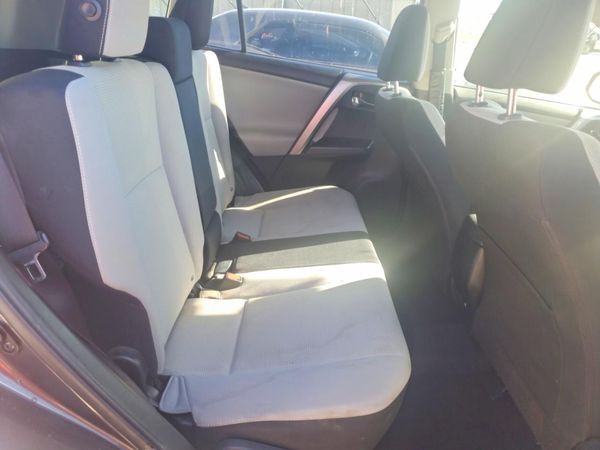 2016 TOYOTA RAV4 XLE (M Grade)